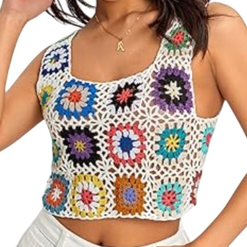 CROCHET  HAND KNIT CROP TOP GRANNY SQUARE  SIZE M‎